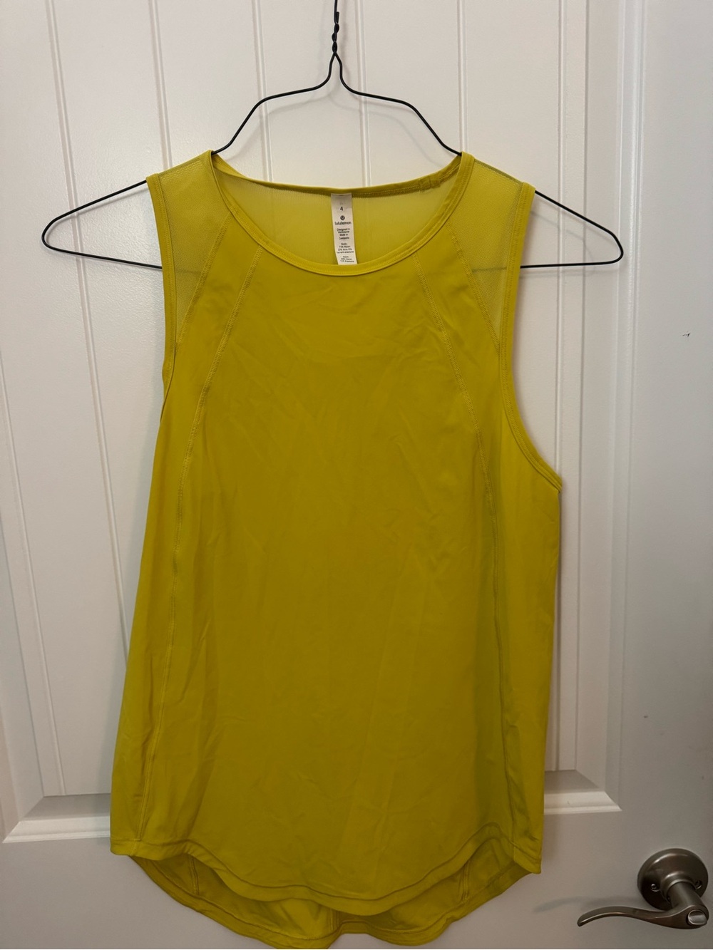 Lululemon Women’s Swiftly Tech Racerback Tank Top Size 4 Yellow Athletic -F